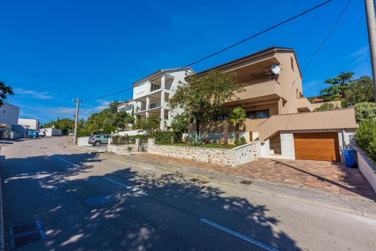Apartmani Anita Dramalj Exterior foto