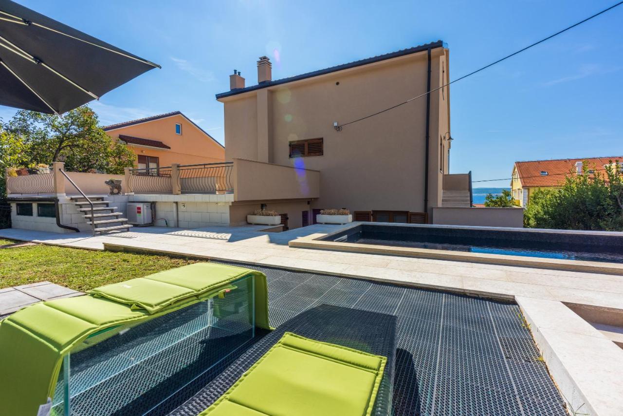 Apartmani Anita Dramalj Exterior foto